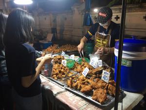 Fried chicken and other meat at Chiang Mai night market